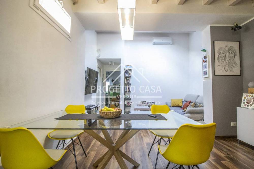 casa indipendente in vendita a Viareggio in zona Torre del Lago