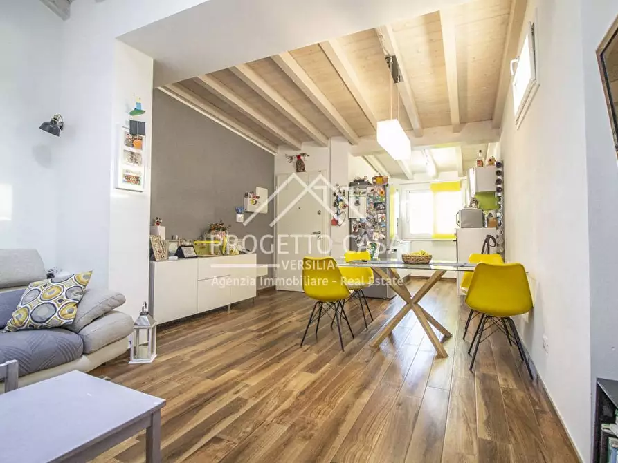 casa indipendente in vendita a Viareggio in zona Torre del Lago