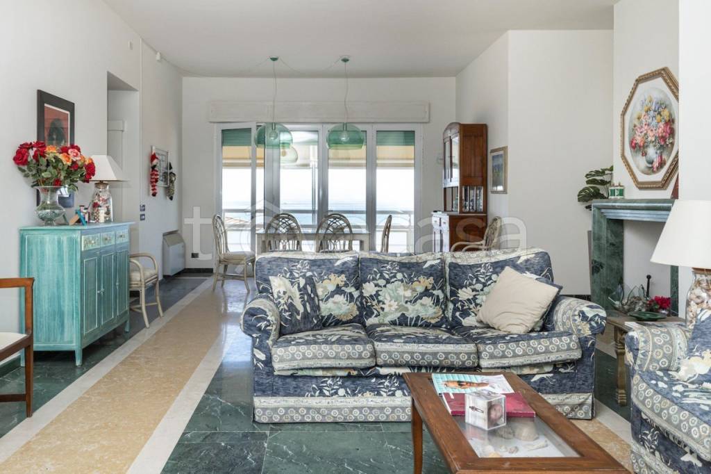 appartamento in vendita a Viareggio