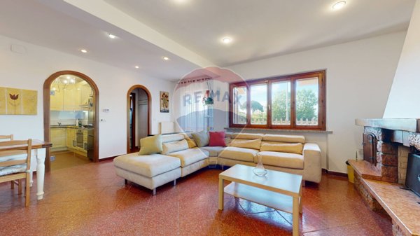 casa indipendente in vendita a Viareggio in zona Torre del Lago