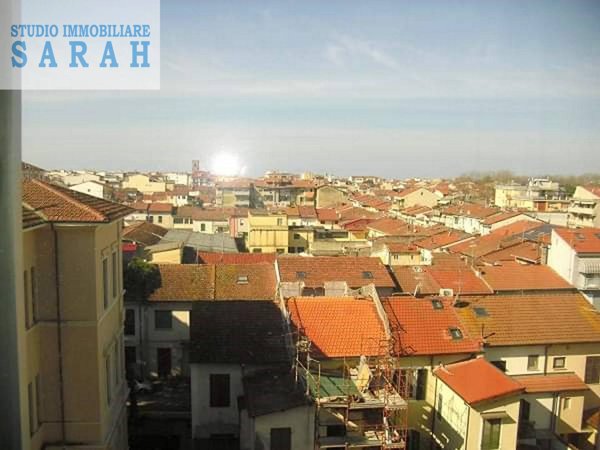 appartamento in vendita a Viareggio in zona Centro Storico