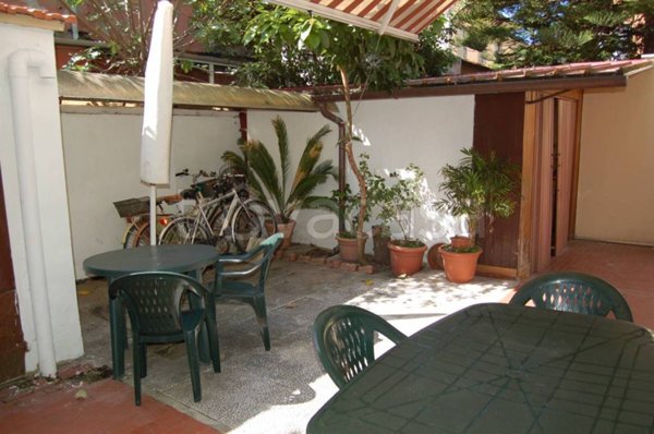 casa indipendente in vendita a Viareggio in zona Marco Polo