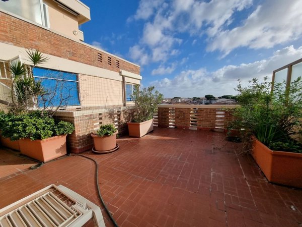 appartamento in vendita a Viareggio