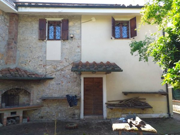 casa indipendente in vendita a Viareggio in zona Marco Polo