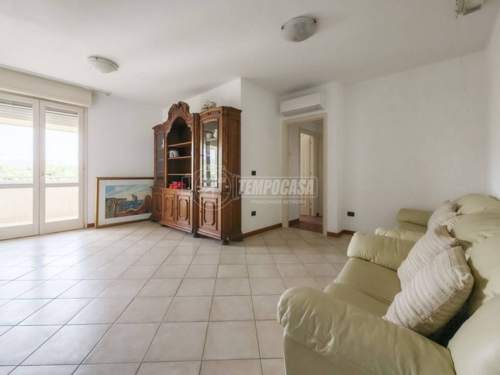 appartamento in vendita a Viareggio in zona Marco Polo