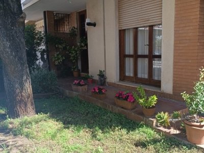 casa indipendente in vendita a Viareggio in zona Marco Polo