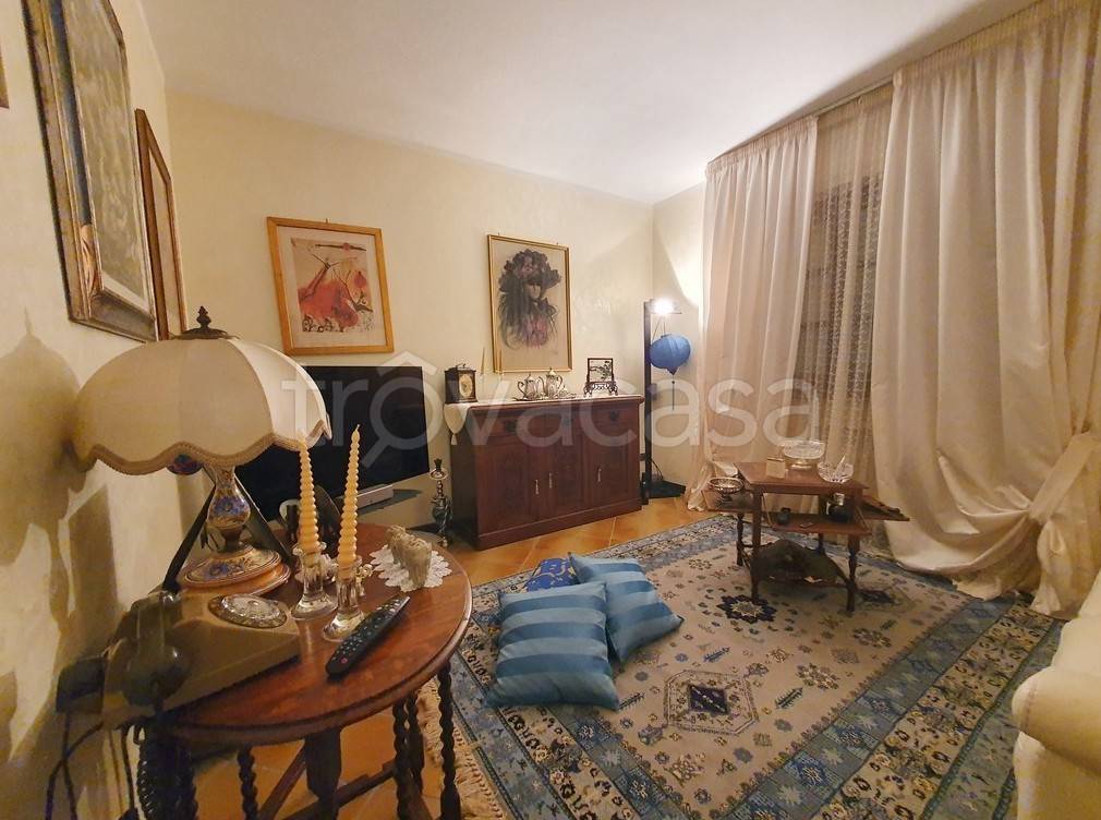 casa indipendente in vendita a Viareggio in zona Migliarina