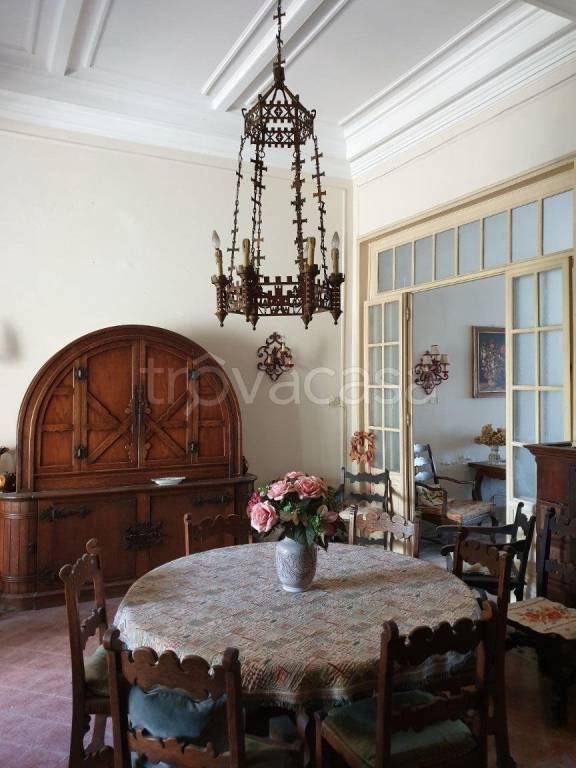 casa indipendente in vendita a Viareggio in zona Torre del Lago
