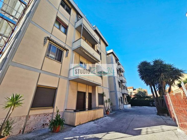 appartamento in vendita a Viareggio in zona Marco Polo