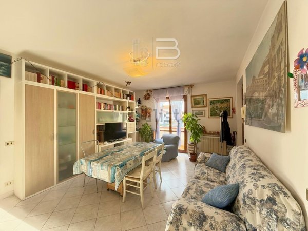 appartamento in vendita a Viareggio in zona Torre del Lago