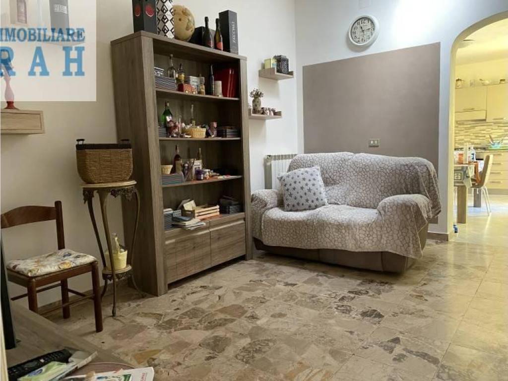 casa indipendente in vendita a Viareggio in zona Centro Storico