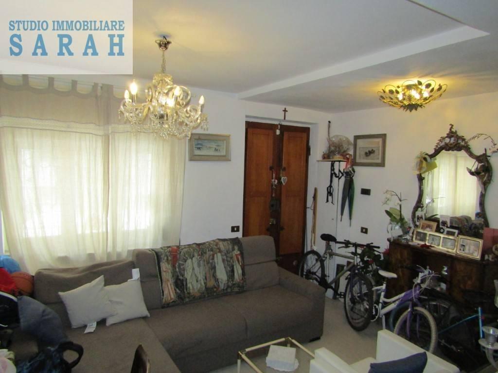 casa indipendente in vendita a Viareggio in zona Centro Storico