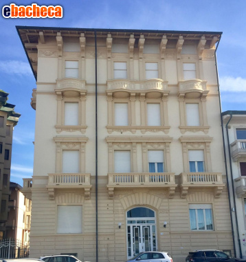 appartamento in vendita a Viareggio in zona Centro Storico