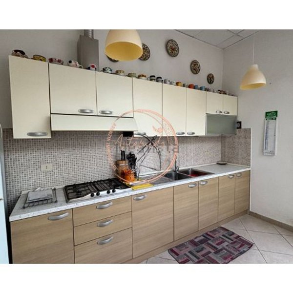 casa indipendente in vendita a Viareggio