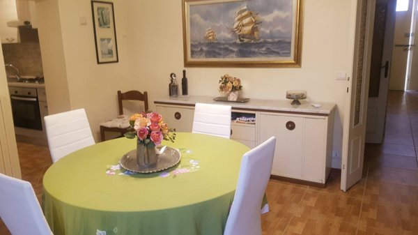 casa indipendente in vendita a Viareggio in zona Centro Storico