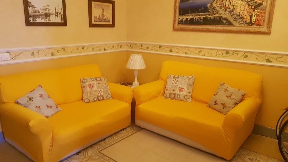 casa indipendente in vendita a Viareggio in zona Centro Storico