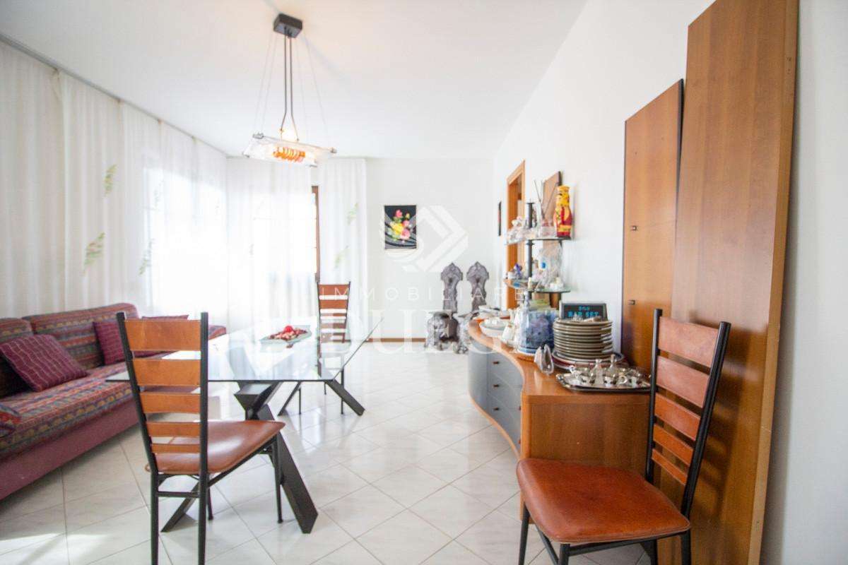 appartamento in vendita a Viareggio