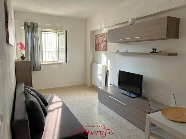 casa indipendente in vendita a Viareggio