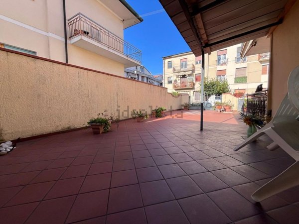 appartamento in vendita a Viareggio in zona Migliarina