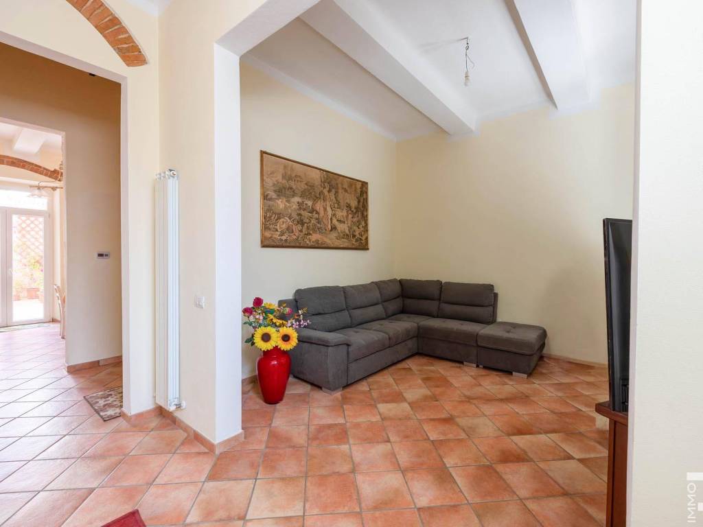 casa indipendente in vendita a Viareggio