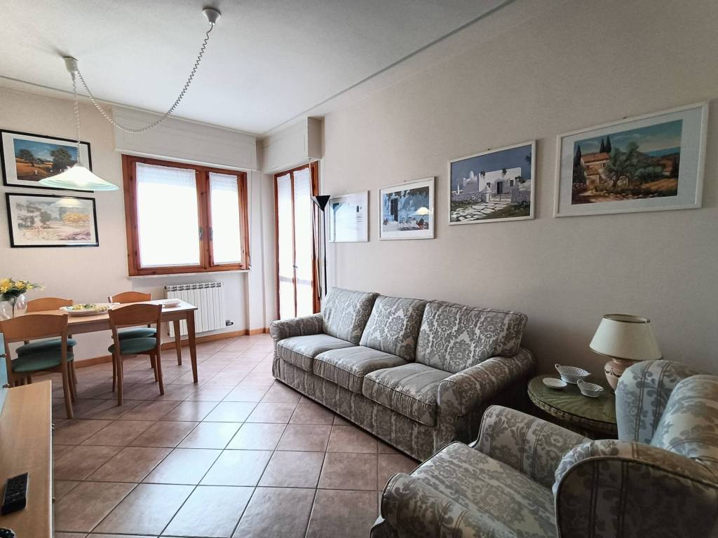 appartamento in vendita a Viareggio in zona Marco Polo