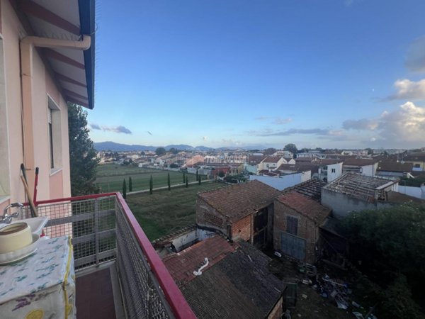 appartamento in vendita a Viareggio