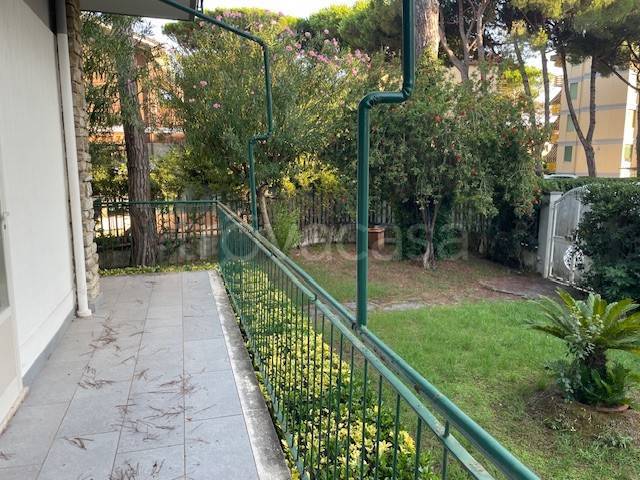 casa indipendente in vendita a Viareggio