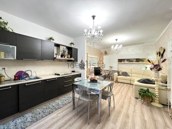 appartamento in vendita a Viareggio in zona Torre del Lago