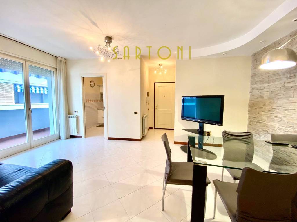 appartamento in vendita a Viareggio in zona Migliarina