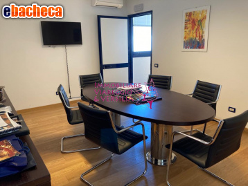 ufficio in vendita a Viareggio