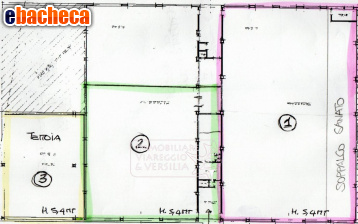 locale di sgombero in vendita a Viareggio
