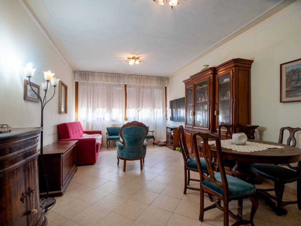 appartamento in vendita a Viareggio