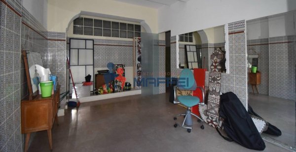 locale commerciale in vendita a Viareggio in zona Centro Storico