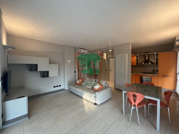 casa indipendente in vendita a Viareggio