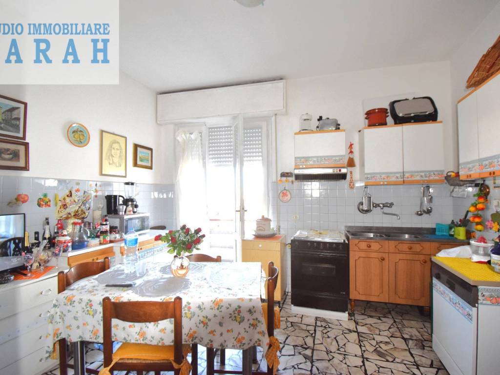 appartamento in vendita a Viareggio