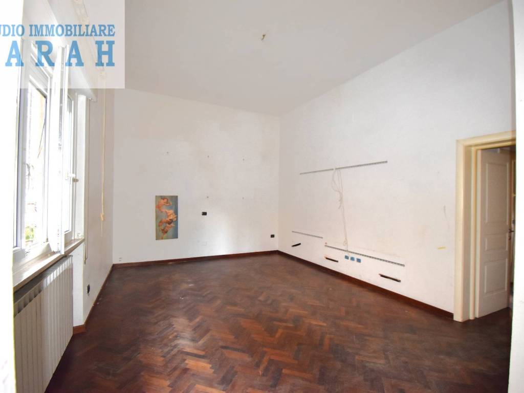 casa indipendente in vendita a Viareggio in zona Centro Storico