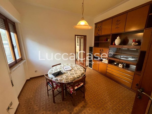 casa indipendente in vendita a Viareggio in zona Marco Polo