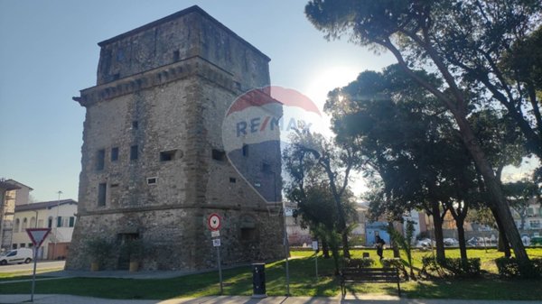appartamento in vendita a Viareggio in zona Centro Storico