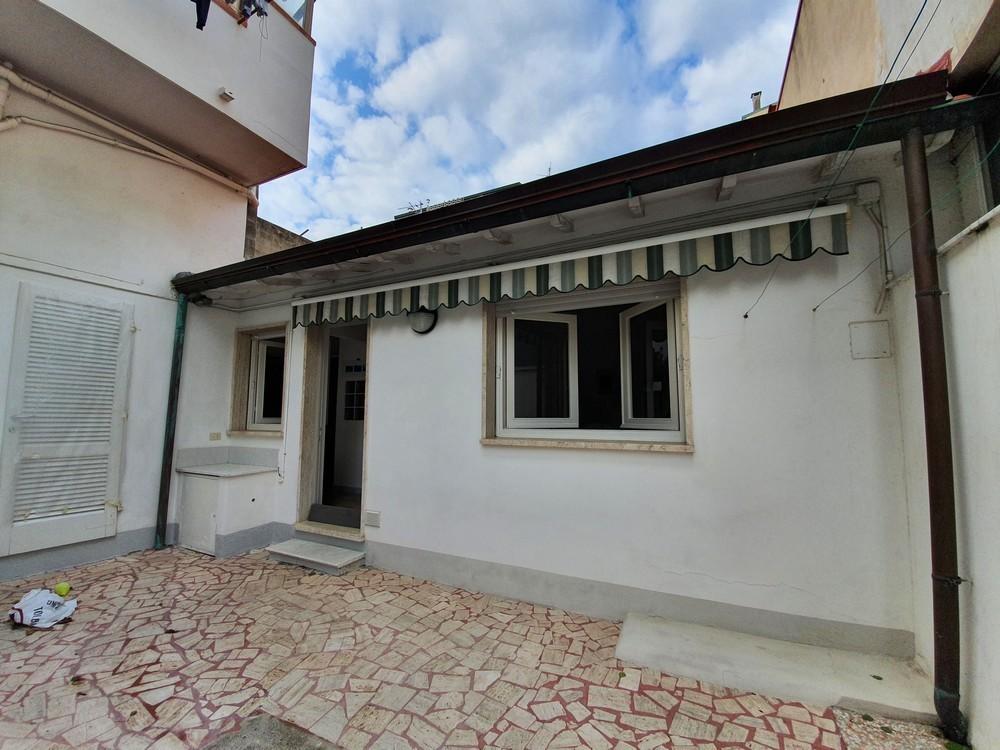casa indipendente in vendita a Viareggio in zona Centro Storico