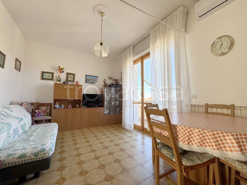 appartamento in vendita a Viareggio in zona Torre del Lago