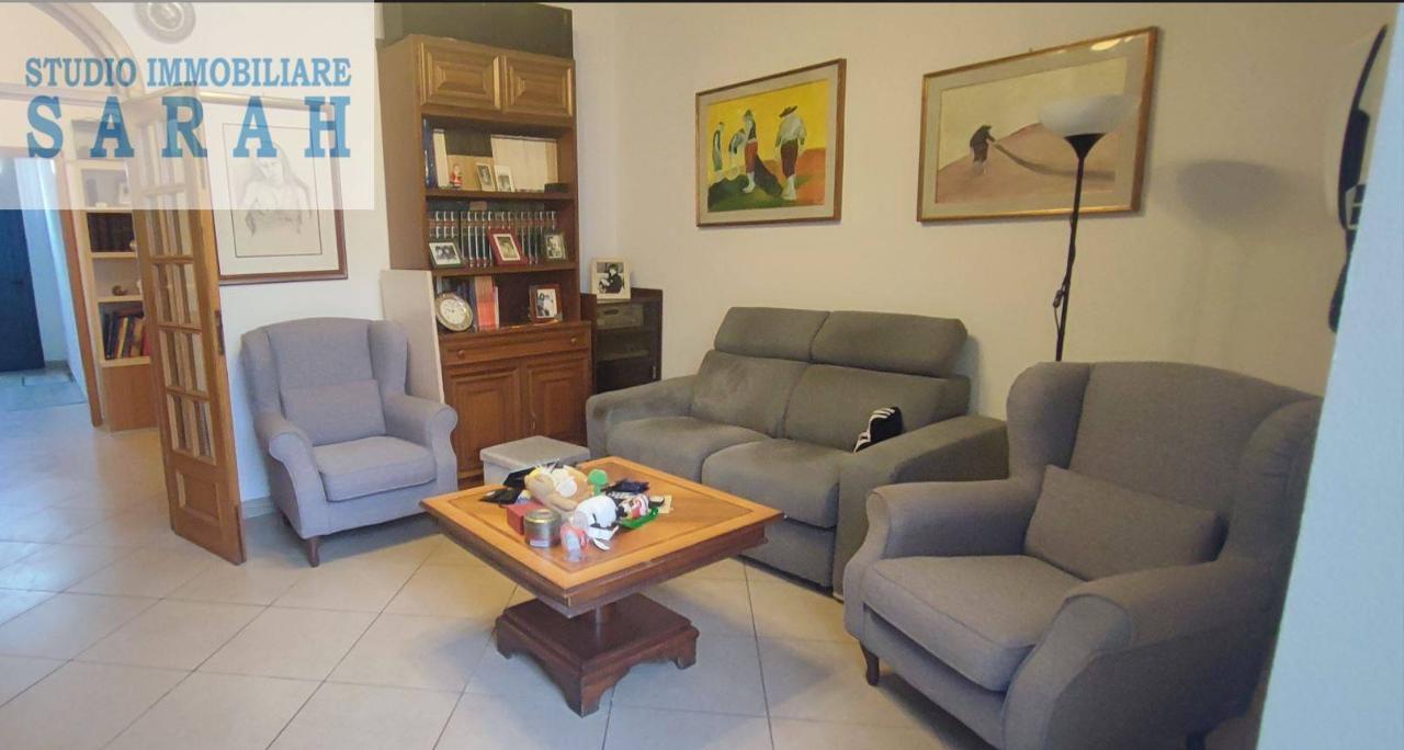 casa indipendente in vendita a Viareggio in zona Campo d'Aviazione