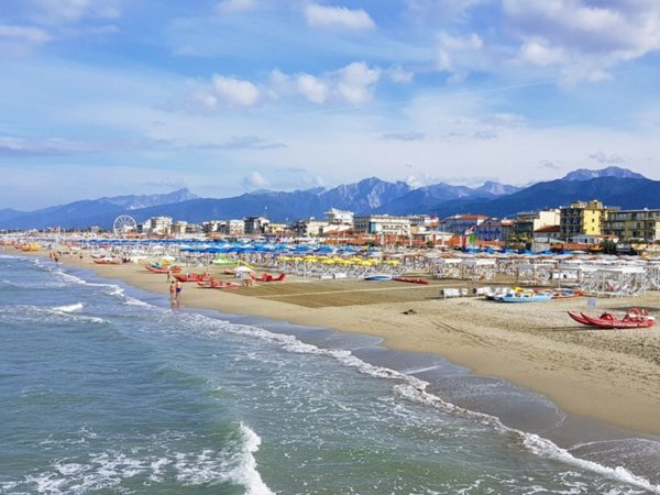 appartamento in vendita a Viareggio