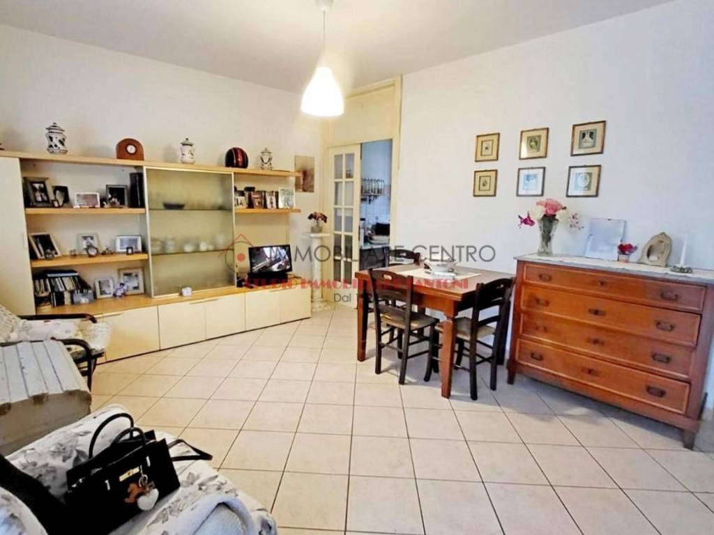 appartamento in vendita a Viareggio in zona Centro Storico