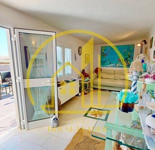 casa indipendente in vendita a Viareggio