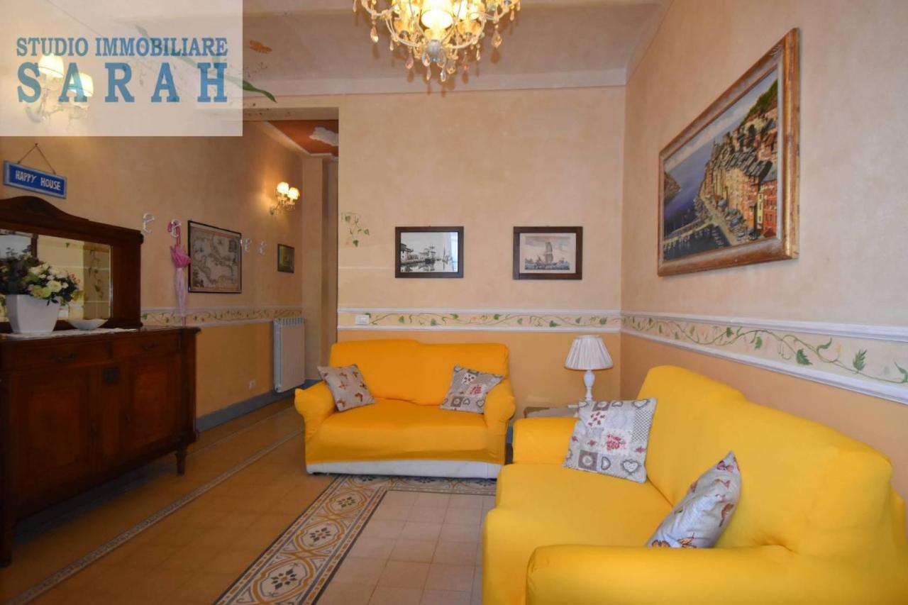 casa indipendente in vendita a Viareggio in zona Centro Storico
