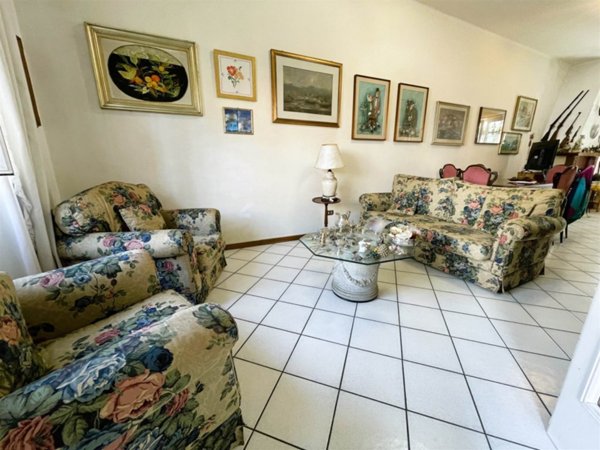 casa indipendente in vendita a Viareggio in zona Don Bosco