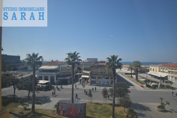appartamento in vendita a Viareggio in zona Centro Storico