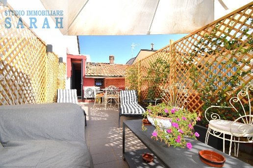 casa indipendente in vendita a Viareggio in zona Centro Storico