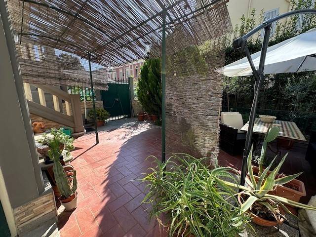 appartamento in vendita a Viareggio