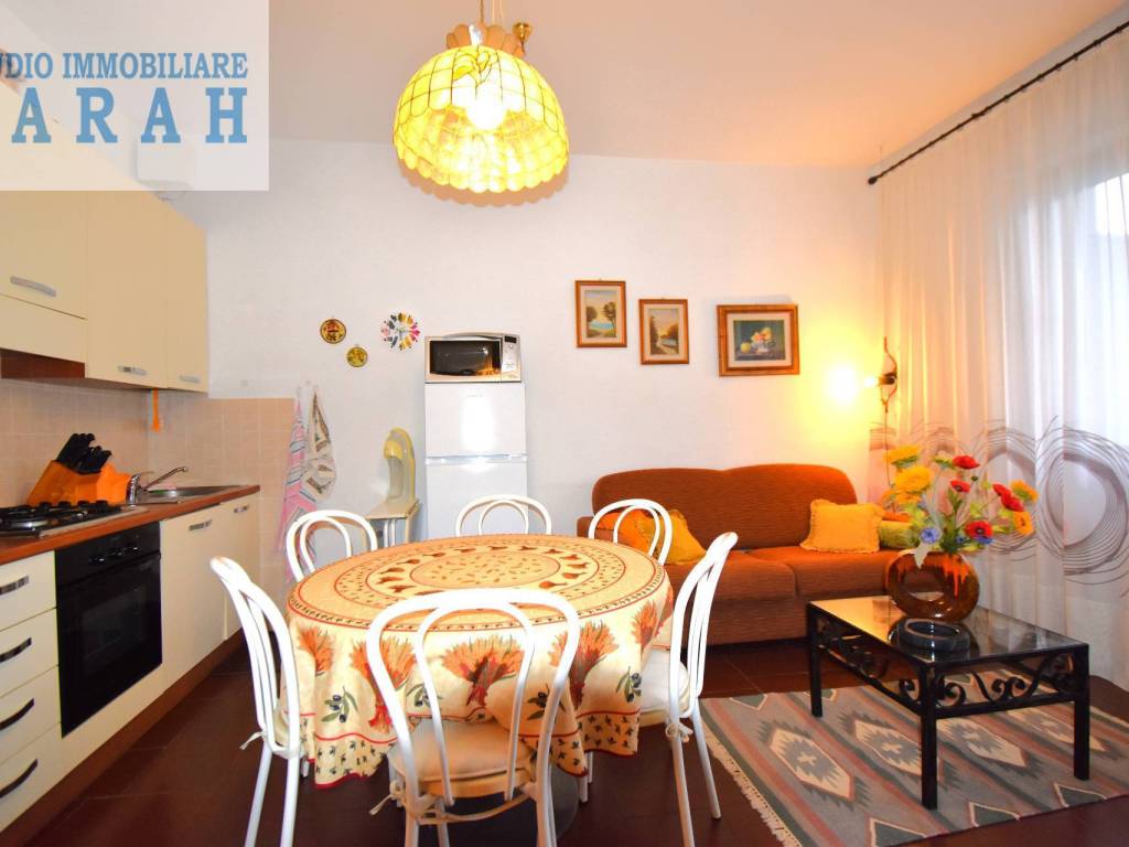 appartamento in vendita a Viareggio in zona Marco Polo